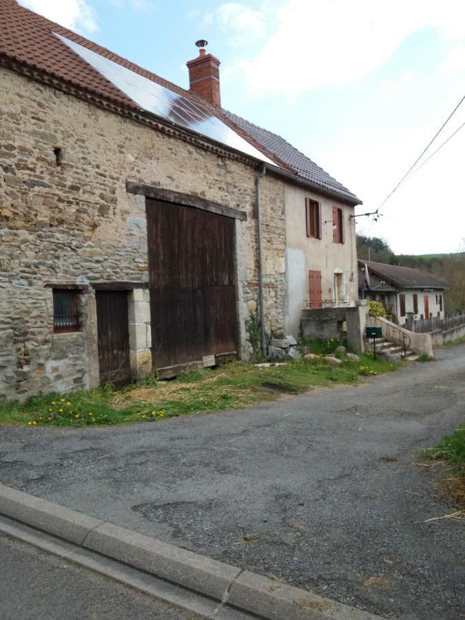 Saint-Gal-sur-Sioule Martinヴィラ エクステリア 写真